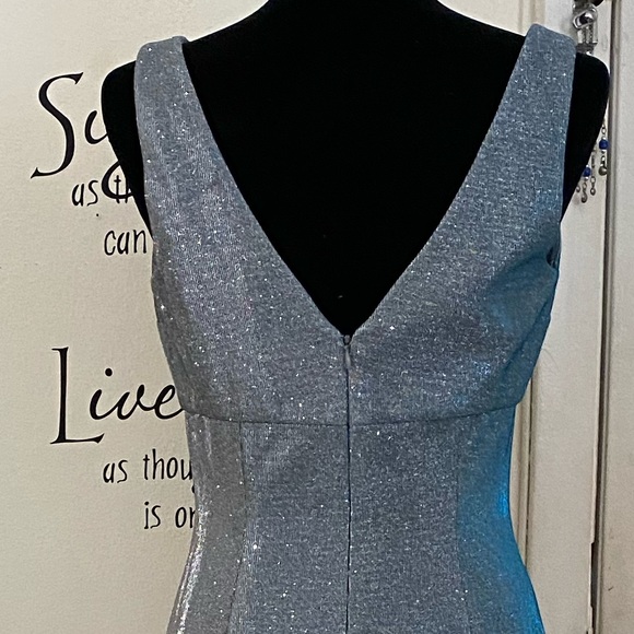 Sparkle V-neck Silver & Blue Gown Mermaid skirt. - Picture 12 of 14